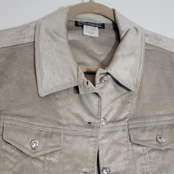 Silver Jacket with bling buttons - Picture 3 of 11